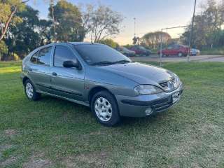 Renault Megane Bicuerpo 1.6 Nafta 2000