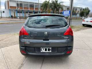 Peugeot 3008 Premium MT 2011