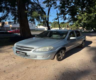 Chevrolet Prisma LT 2012